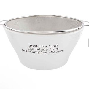 Mud Pie fruit bowl with strainer